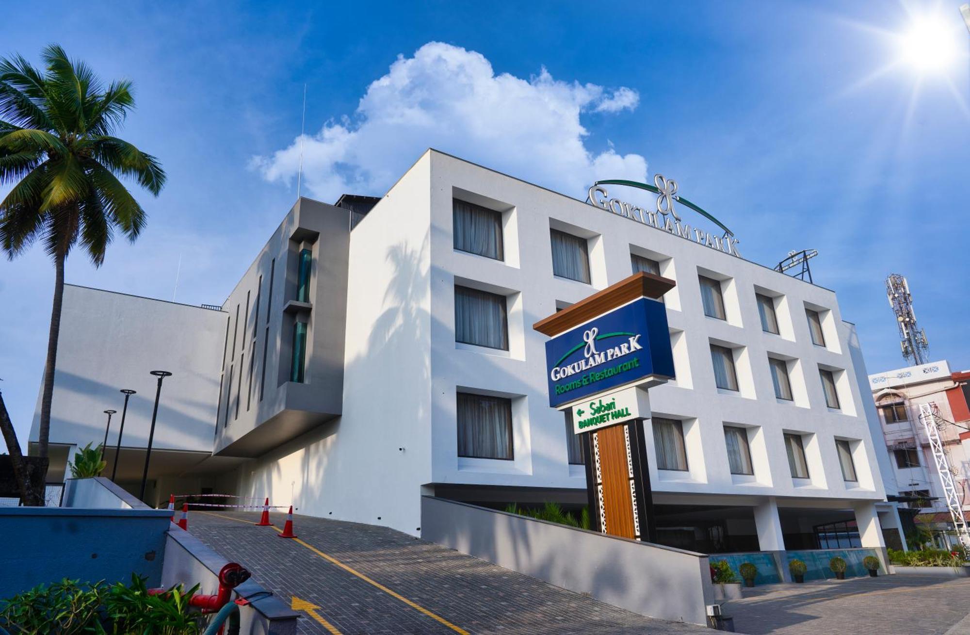 Gokulam Park Guruvayur Hotel Buitenkant foto